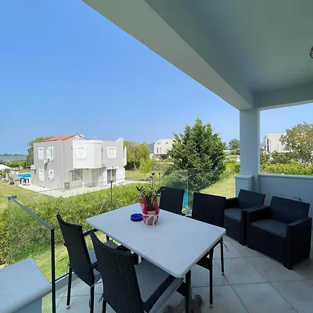 Villa Gyra - Seaview Aris With Private Pool