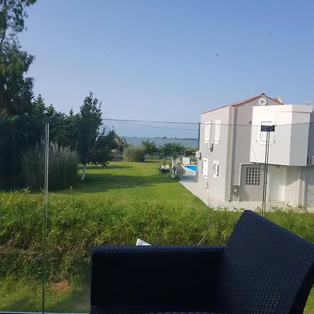 Gyra - Seaview Aris With Private Pool
