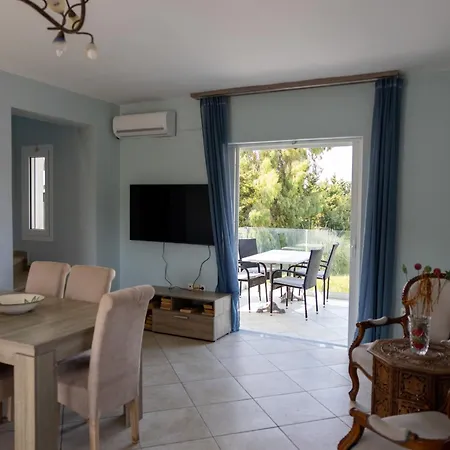 Seaview Aris With Private Pool By Lefkadastay Villa *