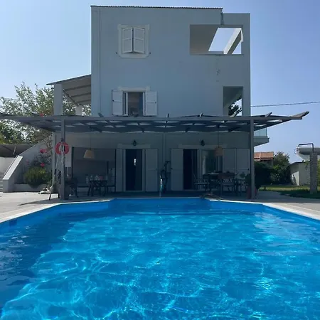 Villa Seaview Aris With Private Pool By Lefkadastay