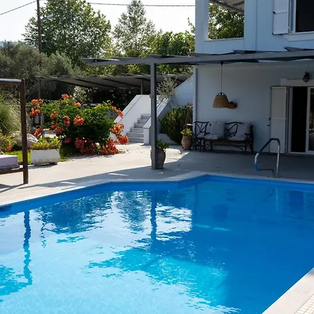 Seaview Aris With Private Pool By Lefkadastay *